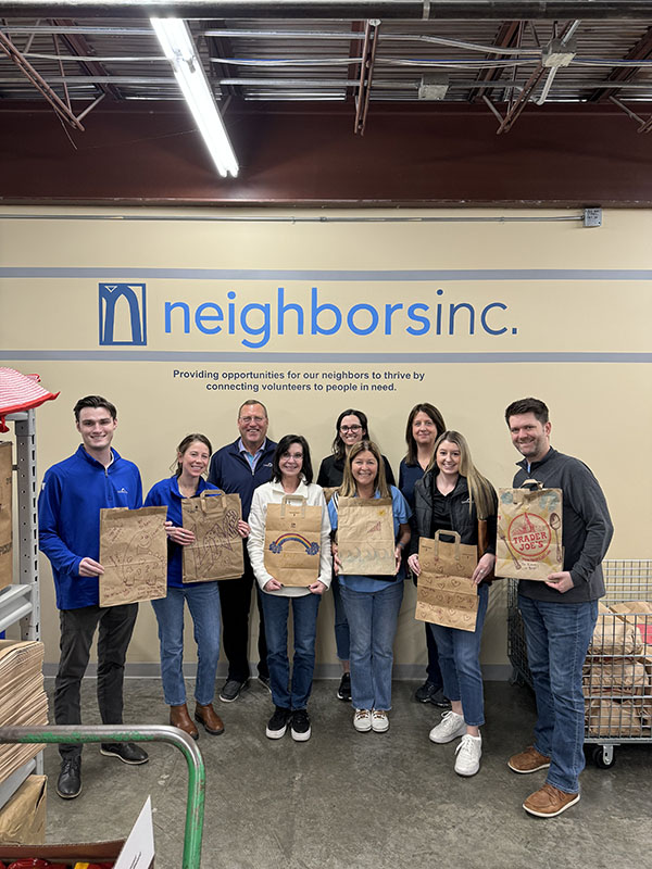The Gateway Bank team volunteering at Neighbors, Inc.